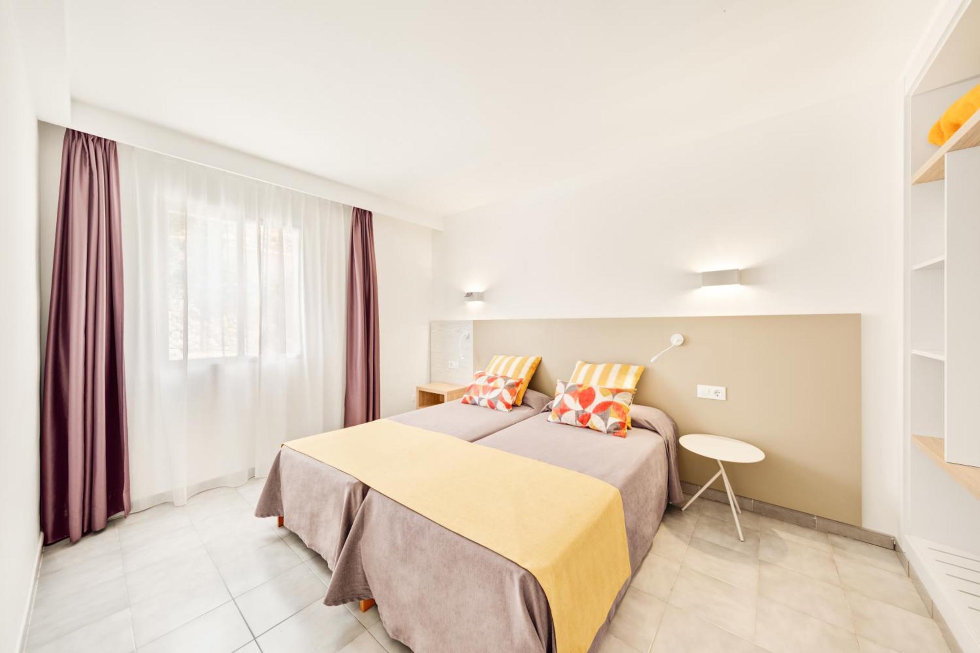 Apartamentos Vista Club Santa Ponsa Kültér fotó
