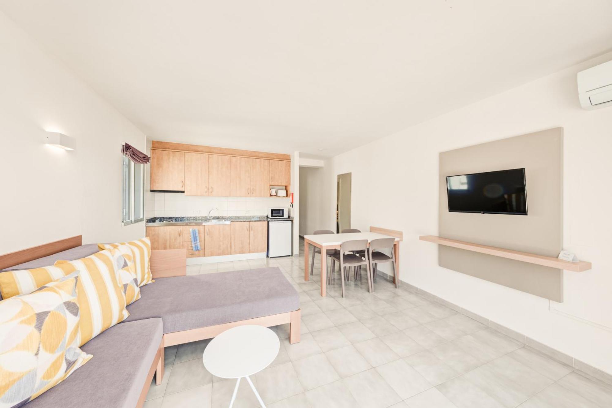 Apartamentos Vista Club Santa Ponsa Kültér fotó